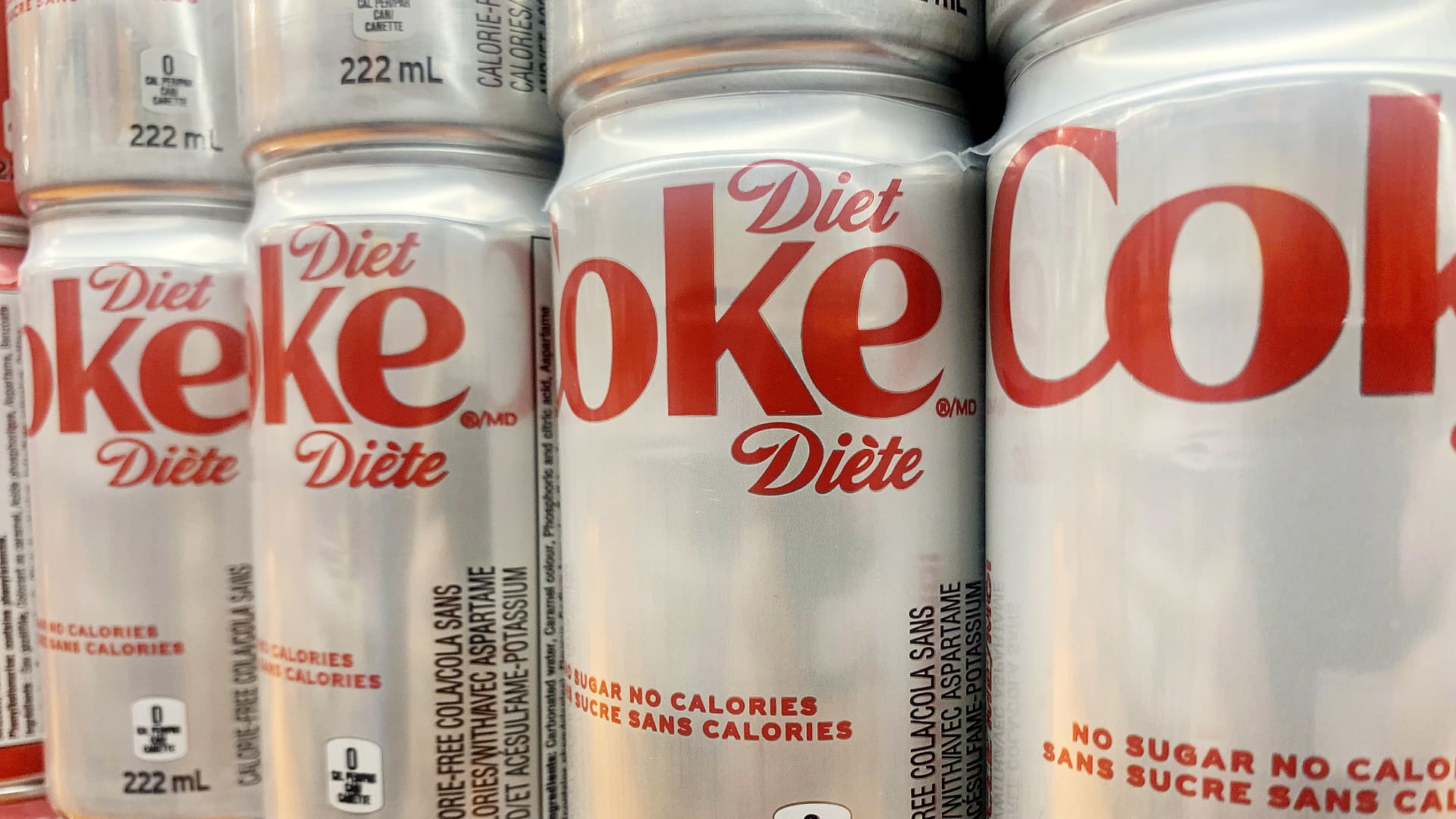 What Sweetener Is in Diet Dr Pepper? Unveiling the Mystery